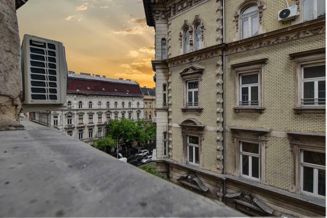 Heart Of Downtown Apartment Budapesta Exterior foto